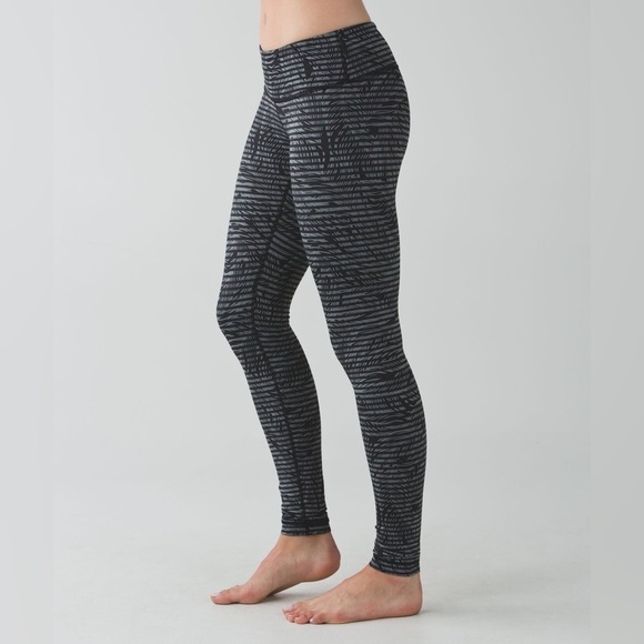 Lululemon Wunder Under Pant *Full-On Luon in Stripe Play Slate Black Size 4. - Picture 12 of 15